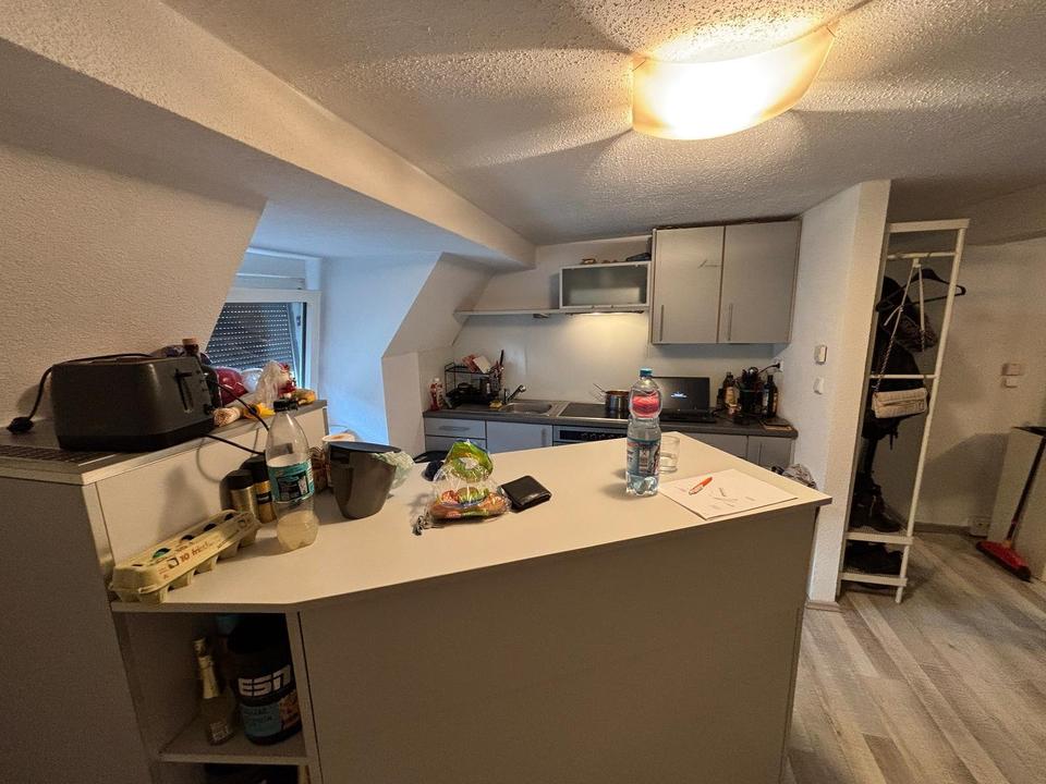 Thumbnail-2 Zimmer Dachgeschosswohnung inkl. Küche in Gräfenhausen'