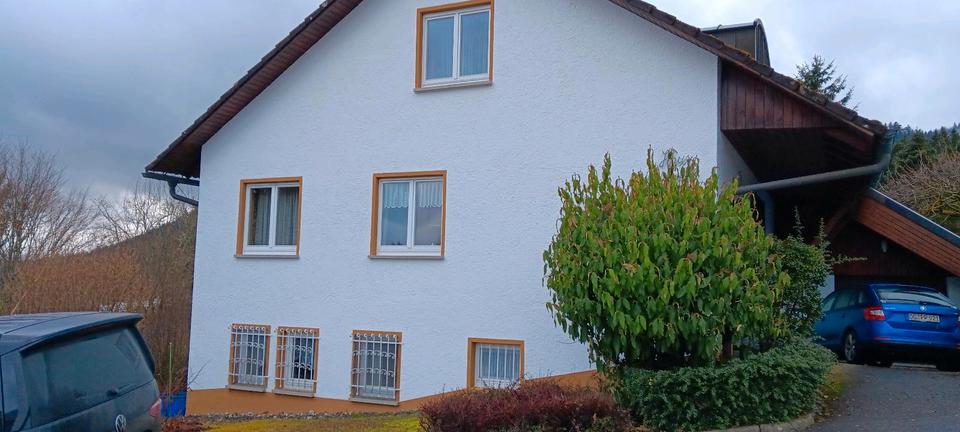 Thumbnail-Wohngebäude mit 2 Wohneinheiten in Alpirsbach