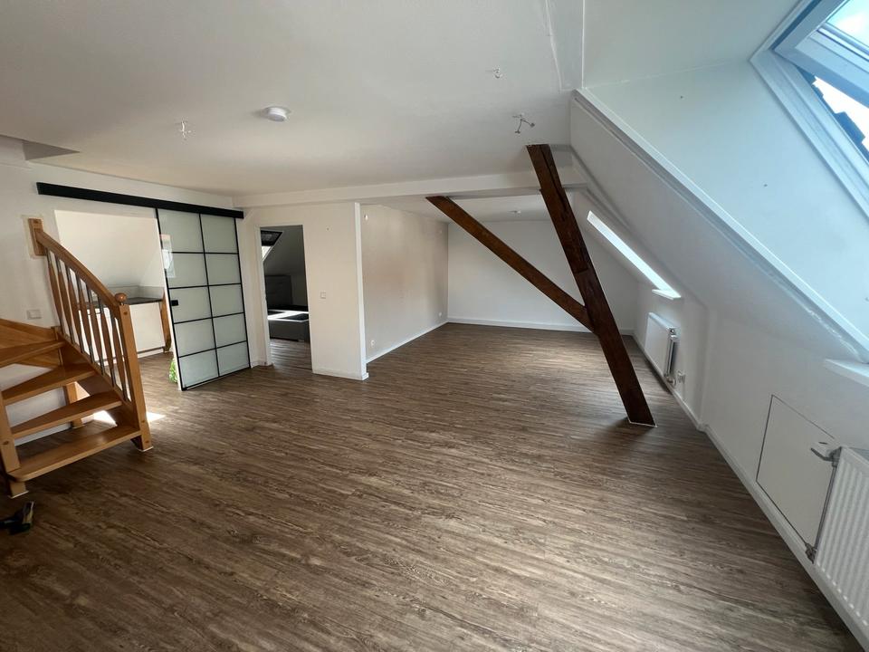 Thumbnail-Charmante 3,5-Zimmer-Dachgeschoss-Maisonettewohnung