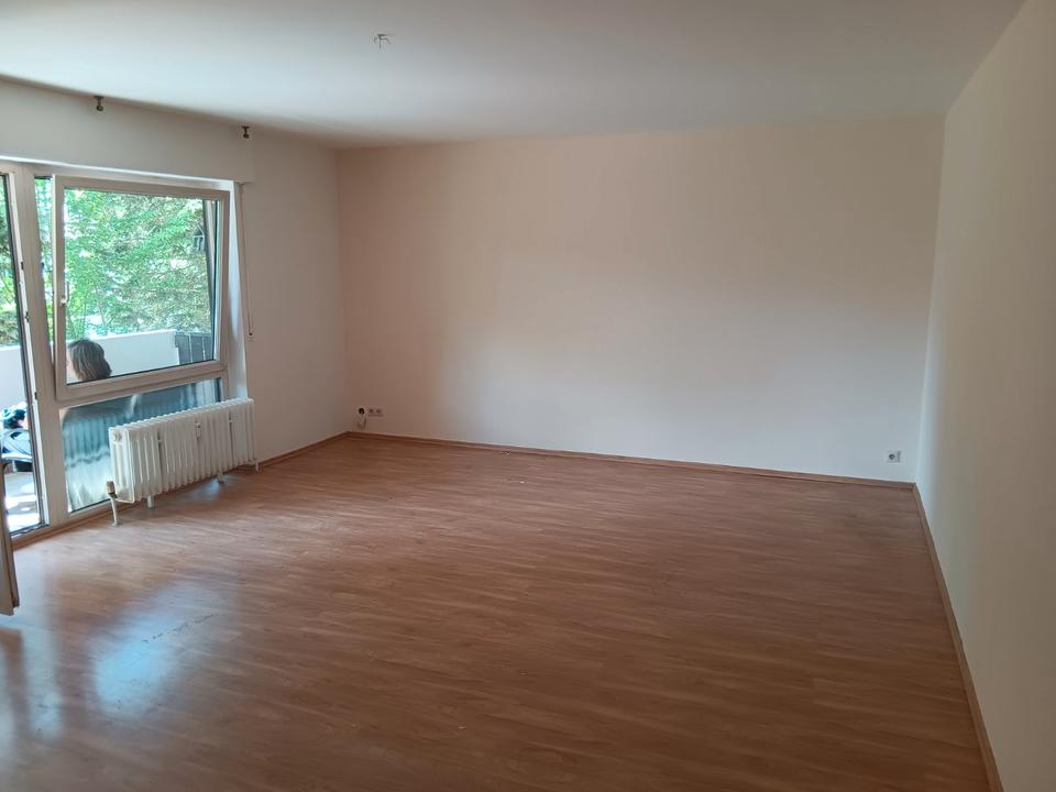 Thumbnail-4-Zimmer ETW