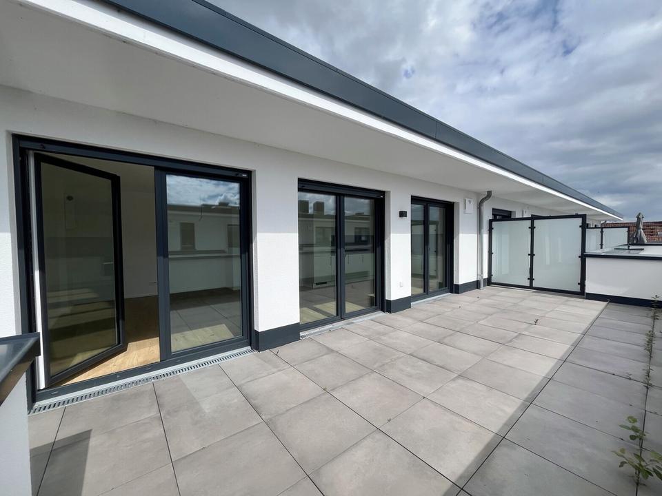 Thumbnail-Zweizimmerpenthouse mit großer Dachterrasse , EBK, und TG-Stellplatz in Mainz-Kastel