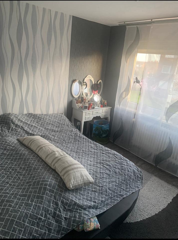 Thumbnail-3,5 Zimmer Wohnung mit Balkon zu vermieten