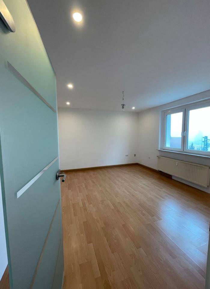 Thumbnail-Vermiete 3 Raum Wohnung, frisch renoviert.