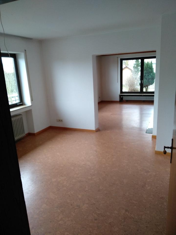 Thumbnail-Erdgeschoss Wohnung unmöbliert - in schöner, ruhiger Ortsrandlage