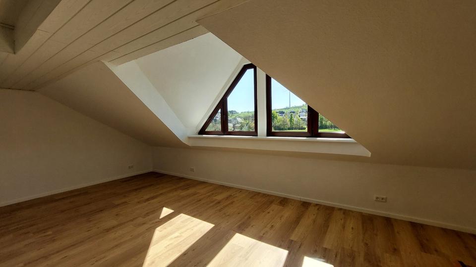 Thumbnail-Gemütliche DG Wohnung mit großem Balkon in Brilon-Scharfenberg