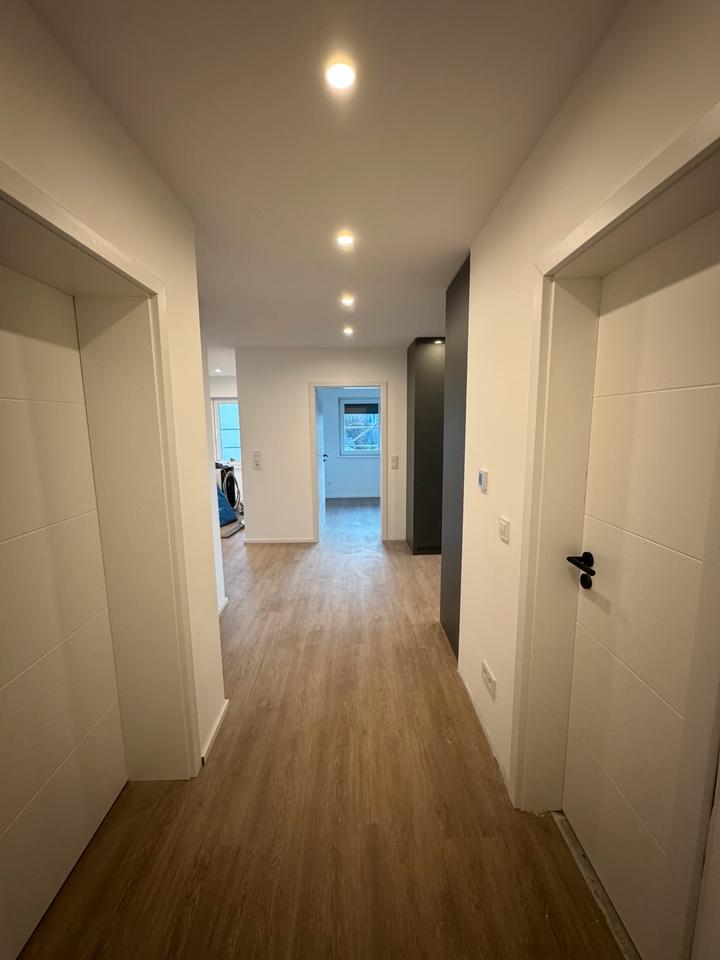 Thumbnail-Attraktive 3-Zimmerwohnung mit EBK, 2 Balkone und Traumaussicht