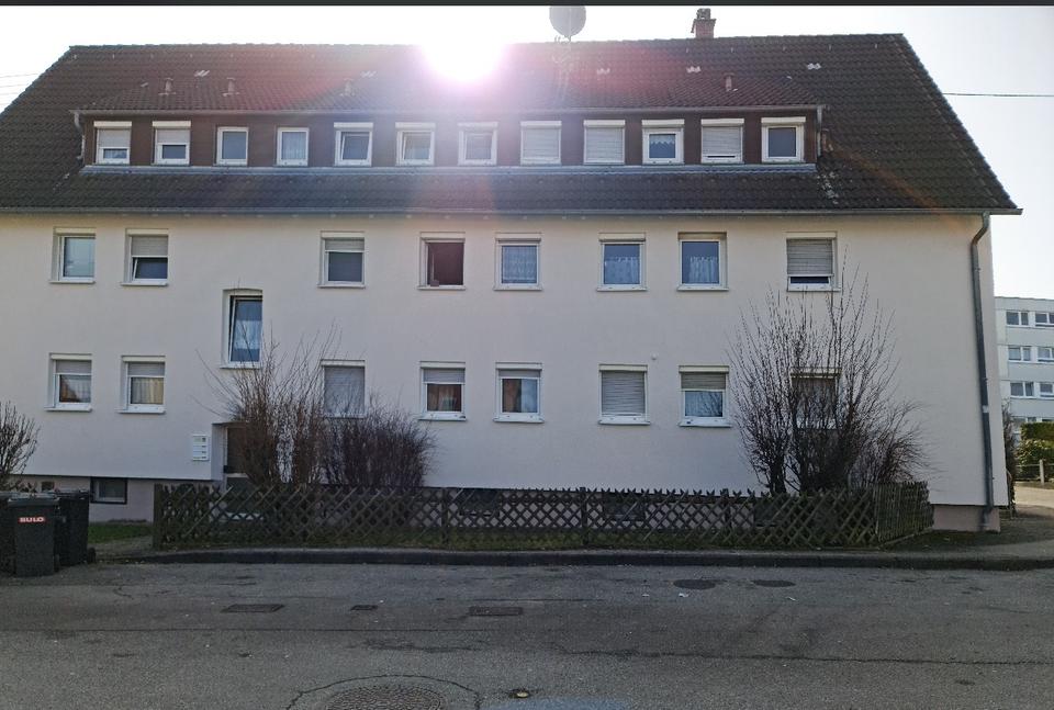 Thumbnail-Charmante 2-3 Zimmer Wohnung mit Tageslichtbad,neuer Einbauküche