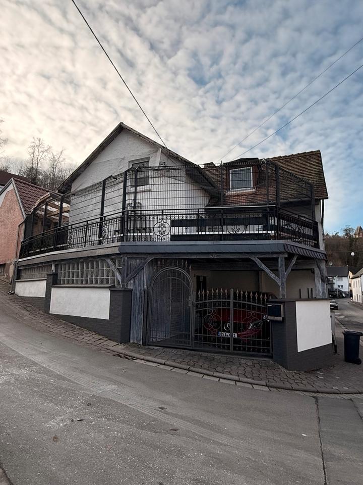 Thumbnail-Außergewöhnliches Einfamilienhaus in Usingen OT