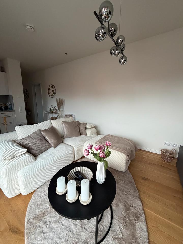 Thumbnail-Möblierte 2-Zimmer Wohnung zur Untermiete ab Mai (6-9 Monate)