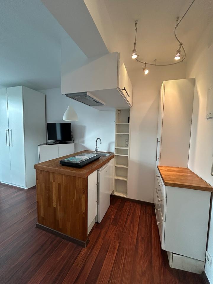 Thumbnail-Möbliertes 1-Zimmer-Appartement mit Balkon