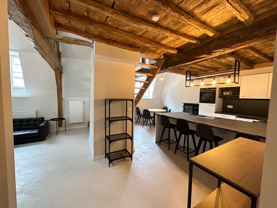 Thumbnail-Wunderschöne kernsanierte 1,5 Zimmer Wohnung - mit Traumblick auf das Rathaus Aachens