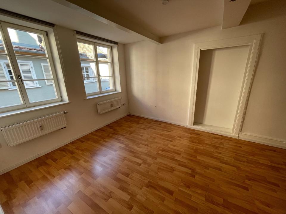 Thumbnail-3-Zimmer-Obergeschosswohnung in zentraler Lage