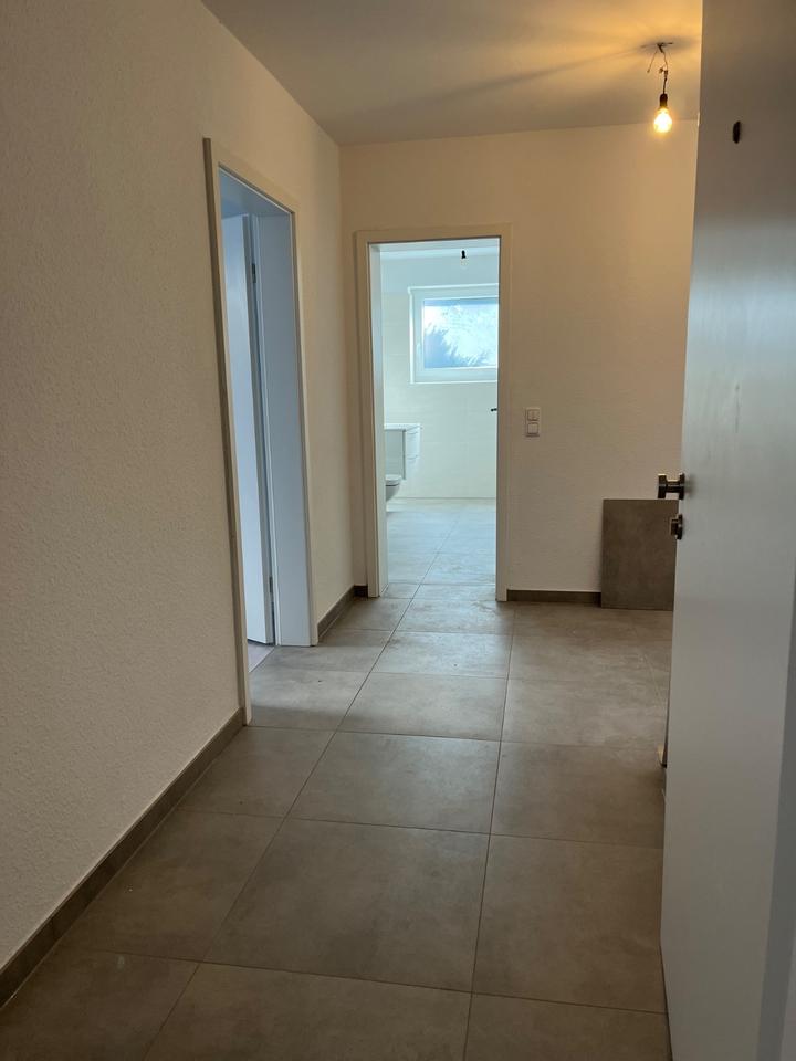 Thumbnail-3 Zimmer Terrasse in Bad Pyrmont Holzhausen 98m2 860,00 Katmiete