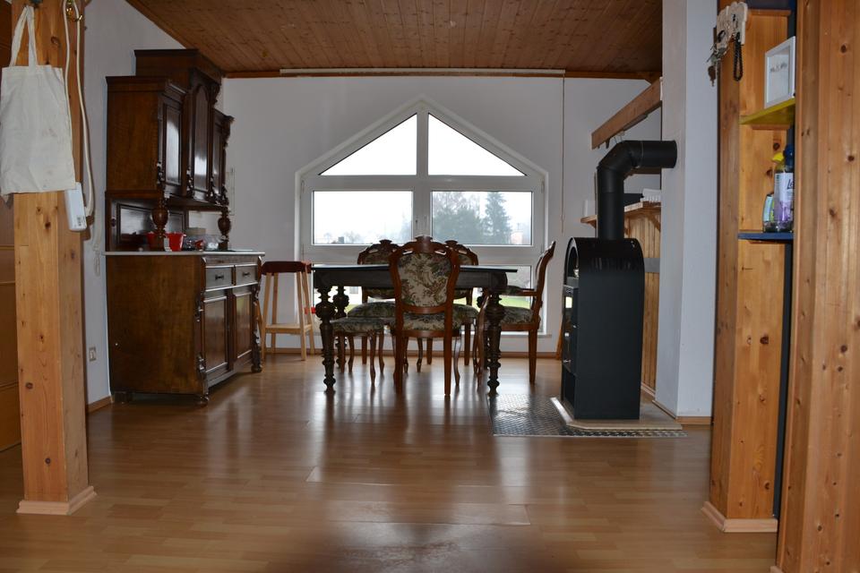 Thumbnail-Möblierte 3 Zimmer-DG-Whg., Elsendorf