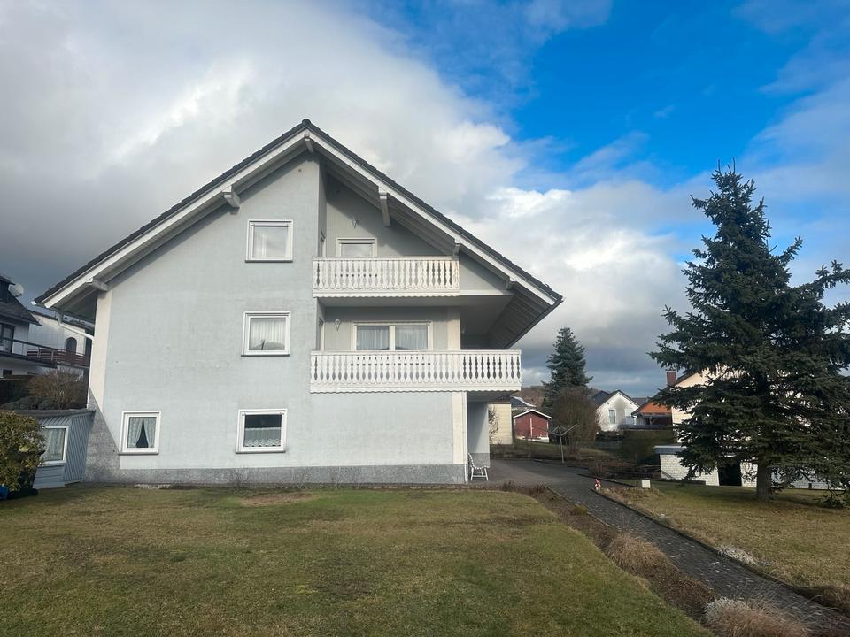 Thumbnail-Einfamilienhaus mit Einliegerwohnung und großem Grundstück