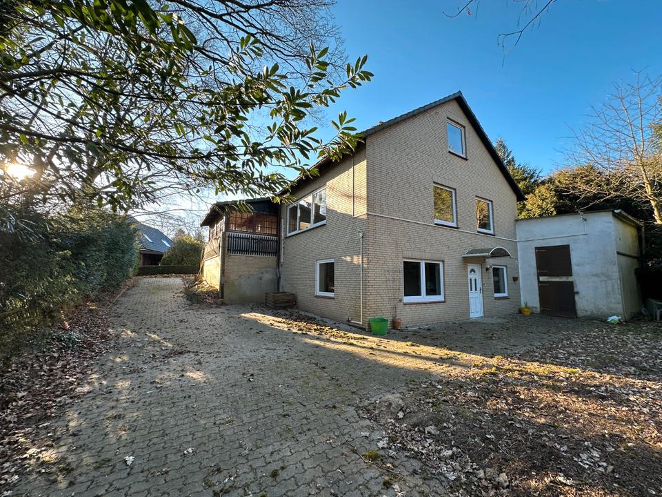 Thumbnail-2,5-Zimmer-Wohnung mit Garten und zwei Stellplätze, möbliert