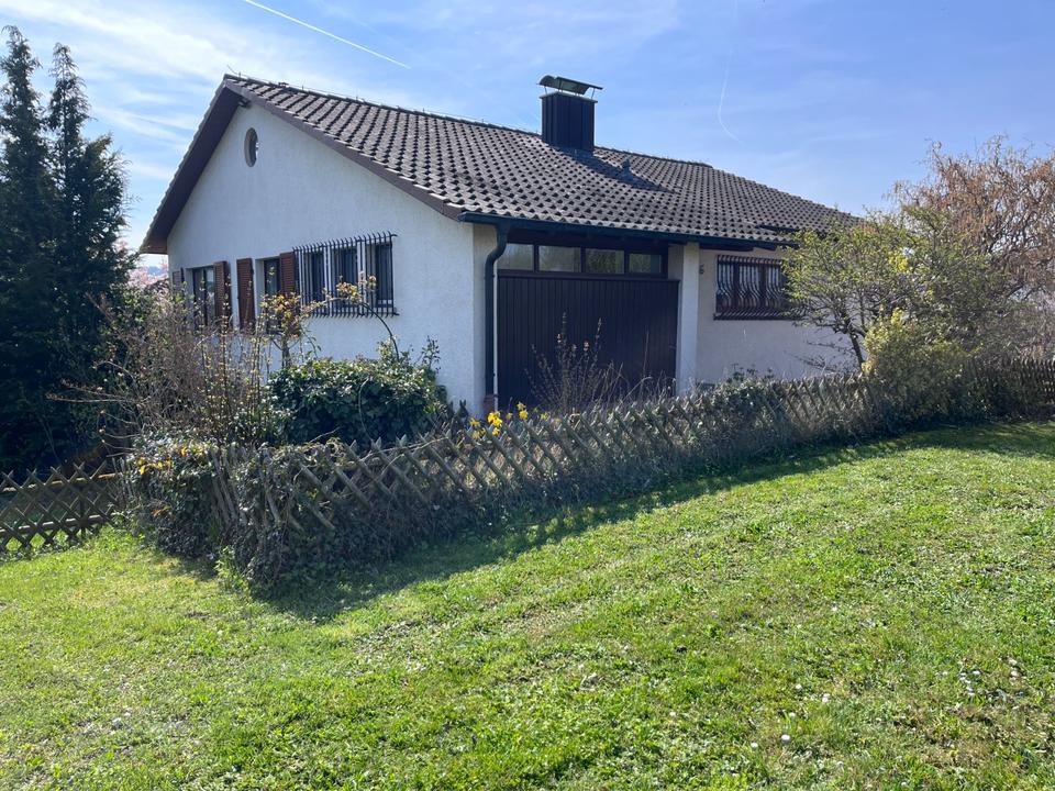 Thumbnail-Einfamilienhaus mit Traum-Aussicht & großem Garten