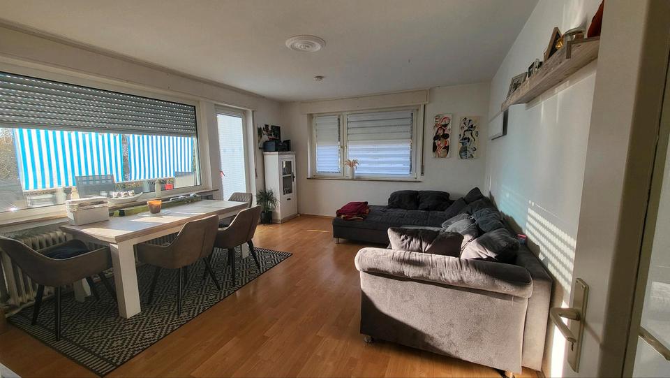 Thumbnail-3-Zimmer-Wohnung im EG, kernsaniertes Bad + Garage