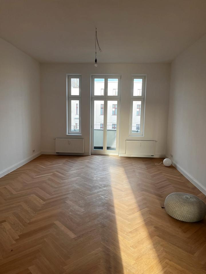 Thumbnail-*Altbauwohnung am Hasselbachplatz* zum 01.01.26