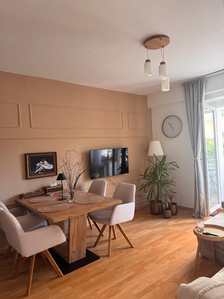 Thumbnail-Möblierte Wohnung mit Balkon zur Untermiete