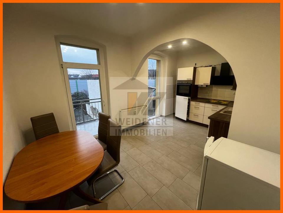 Thumbnail-Sanierte 4-Raum-Wohnung mit Balkon und Einbauküche!