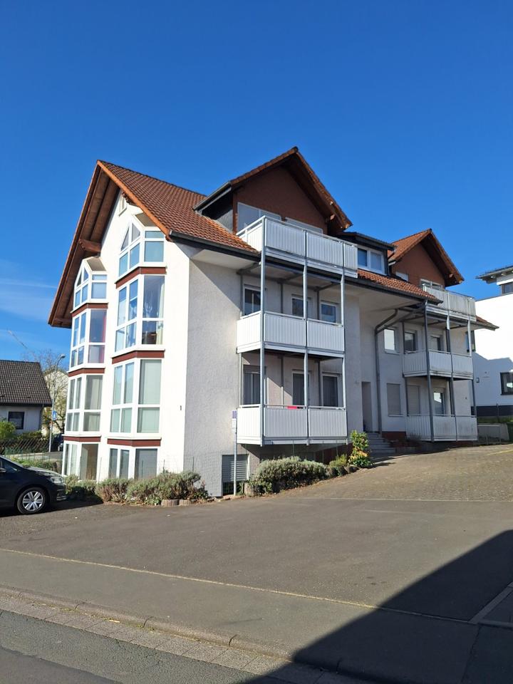 Thumbnail-Saniertes 1 Zi-Appartement Marburg-Cölbe mit Parkplatz und Keller