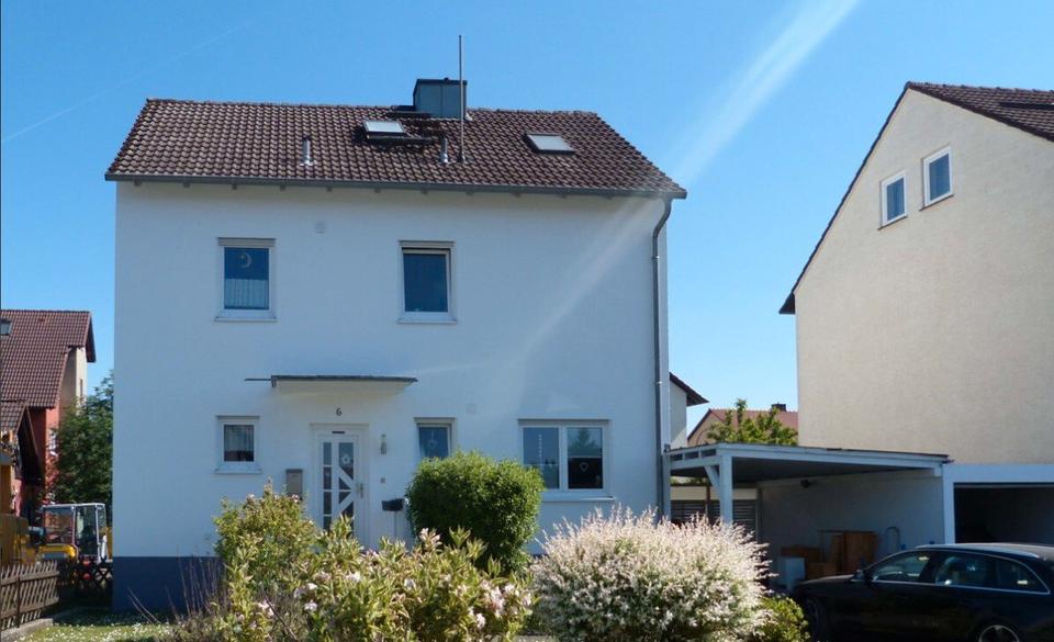 Thumbnail-Freistehendes Einfamilienhaus mit Garten in ruhiger Lage