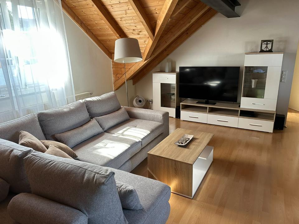 Thumbnail-Stylische DG-Wohnung in München-Pasing nahe Bahnhof (möbliert)