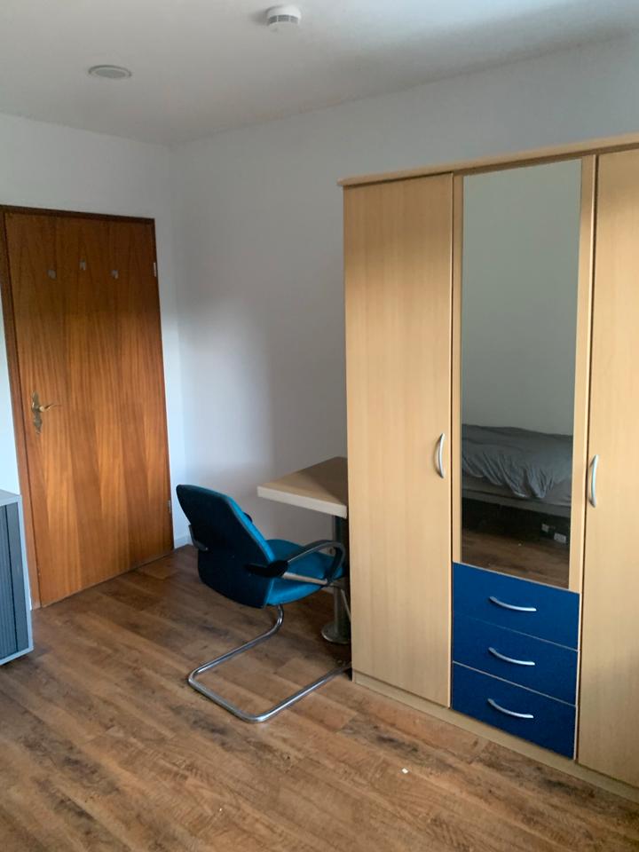 Thumbnail-1 WG Zimmer