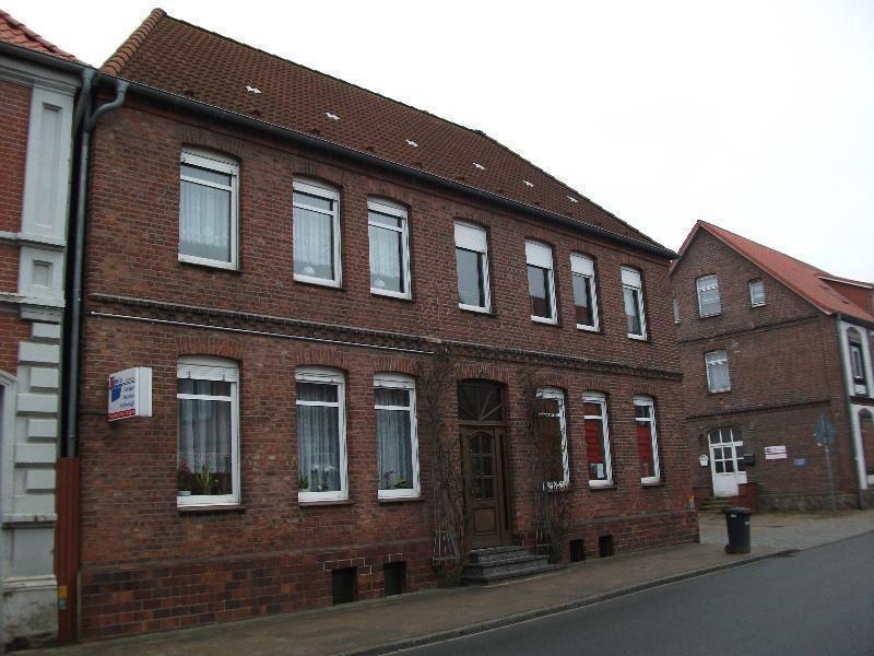 Thumbnail-Großzügige 4-Zimmerwohnung in beliebter Wohnlage von Hagenow
