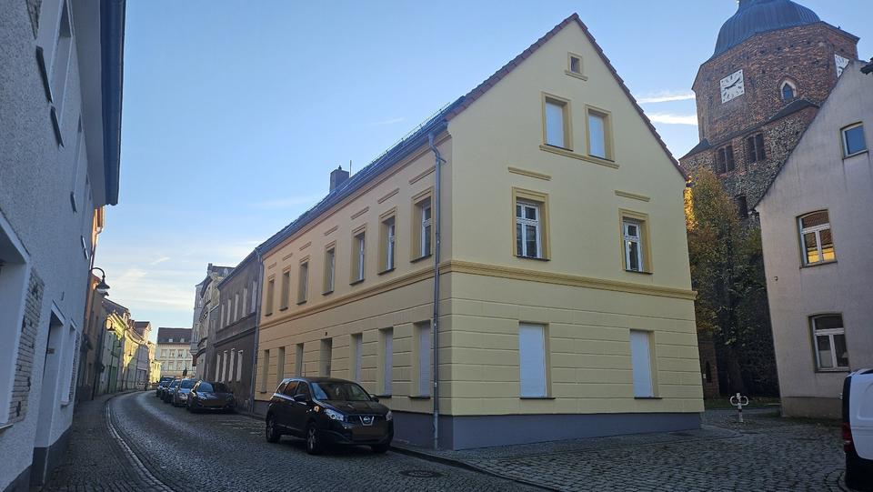 Thumbnail-Modernisierte 2-Raum-Wohnung im Erdgeschoss – Komfortabel Wohnen