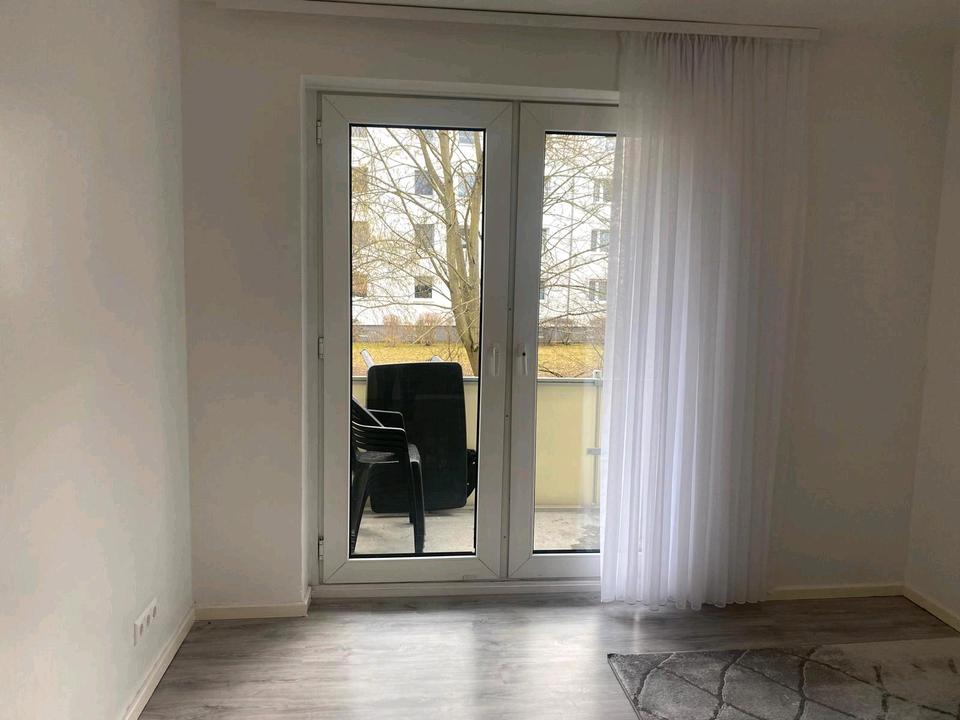 Thumbnail-Ein Zimmer Wohnung in Wohngemeinschaft