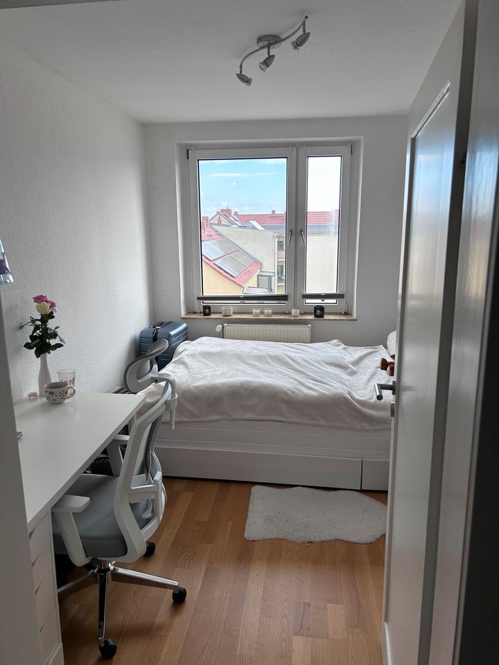 Thumbnail-Helle Wohnung inkl. Küche und Einbauschrank in Uni-Nähe