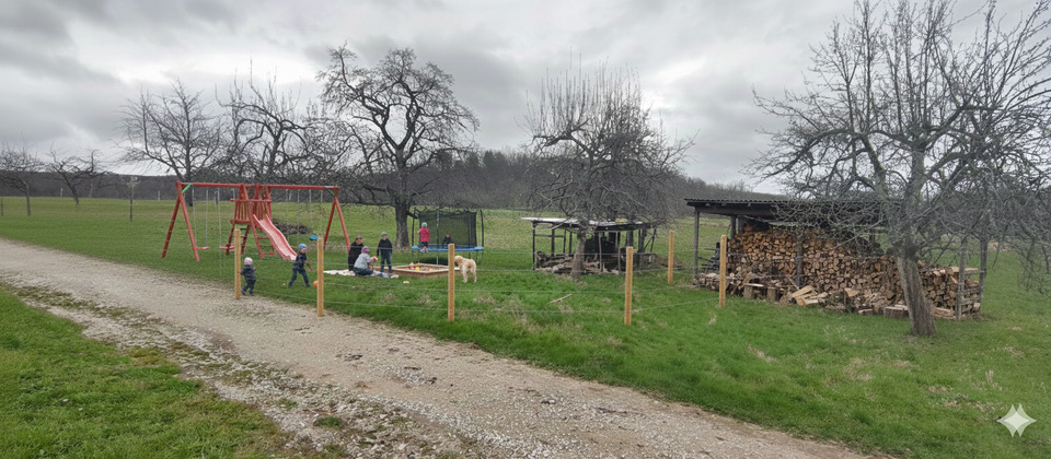 Thumbnail-Große Streuobstwiese - Natur, Ruhe und viele Möglichkeiten