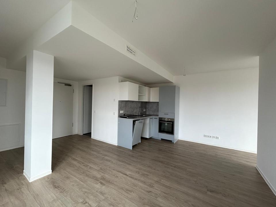 Thumbnail-Große 1-Raumwohnung mit Küche, Balkon und Fußbodenheizung (730.0612)