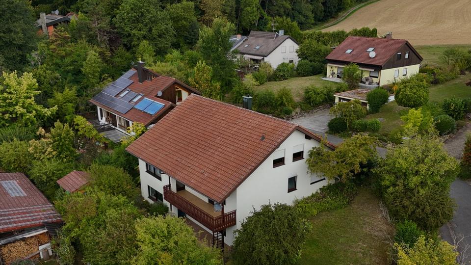 Thumbnail-energieeffizientes Zweifamilienhaus mit 238m² ruhig am Waldrand