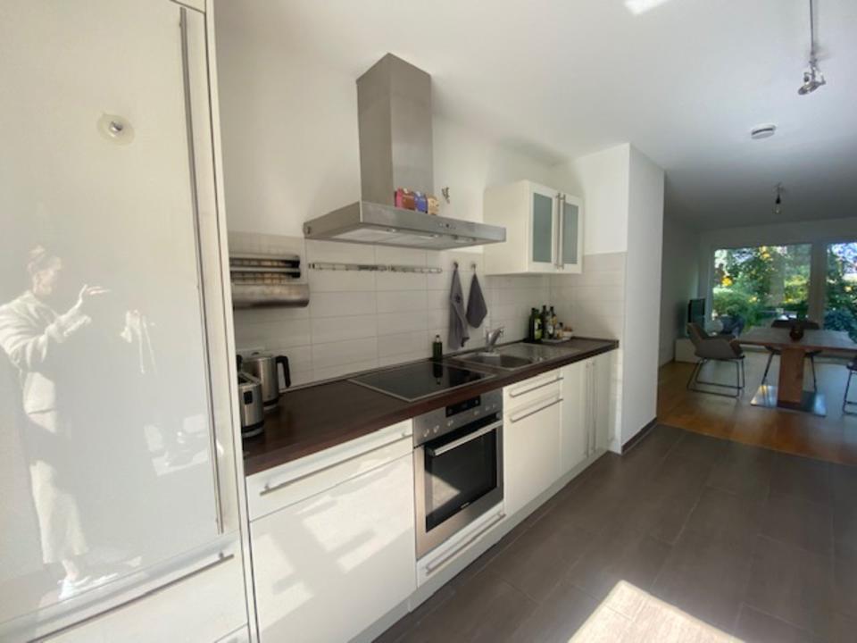 Thumbnail-MODERNES HAUS AN DER DÜSSEL - KOMPLETT MÖBLIERT - AM SCHMIEDEKOTTEN - DÜSSELDORF