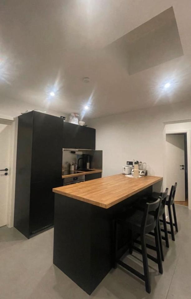 Thumbnail-Zimmer in (internationalen) WG ABSOFORT zu vermieten