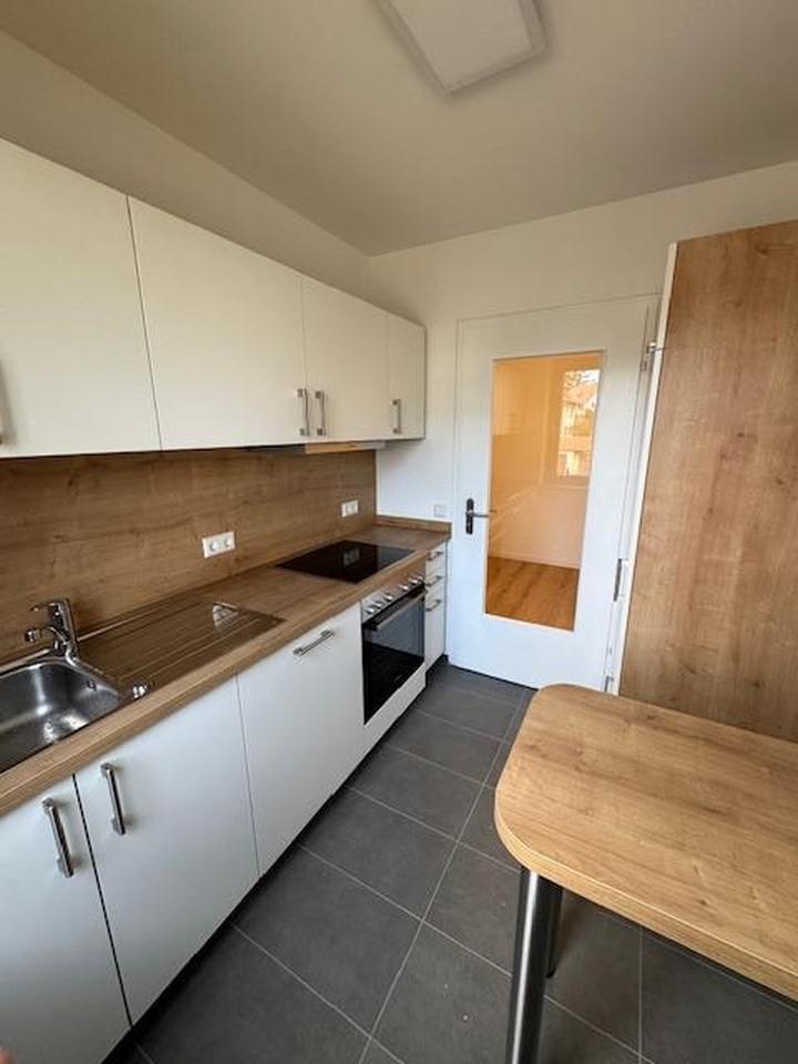 Thumbnail-Attraktive und vollständig renovierte 2 Zimmerwohnung mit Balkon und Einbauküche