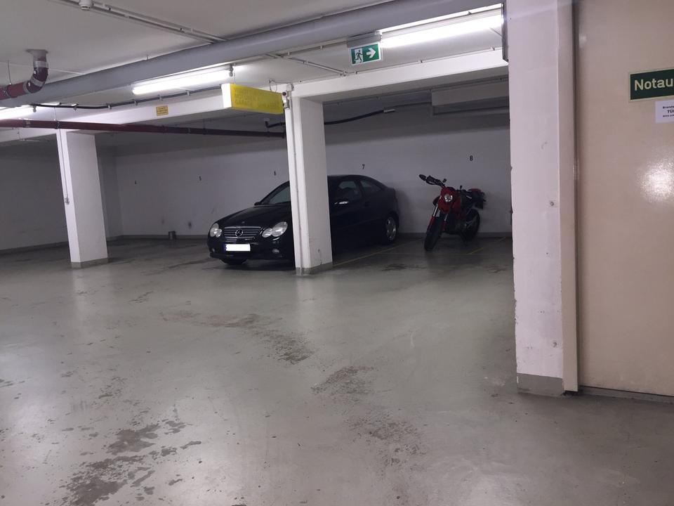 Thumbnail-Auto-Motorradstellplatz-Tiefgarage im Zentrum von Darmstadt