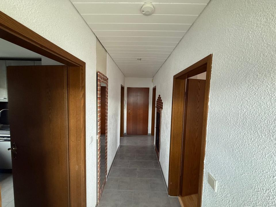 Thumbnail-Gepflegte 2-Zimmer-Wohnung im 3. OG mit Stellplatz in Reichenbach