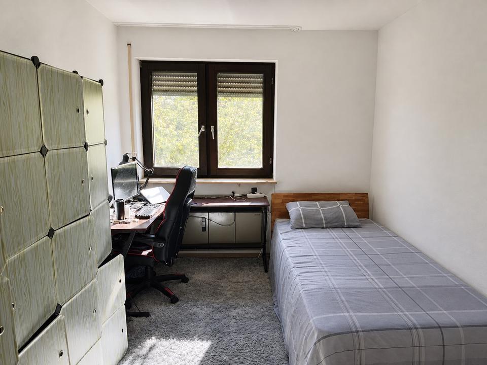 Thumbnail-Gemütliches WG-Zimmer (11 m2) in ruhiger Lage in WHO Tübingen