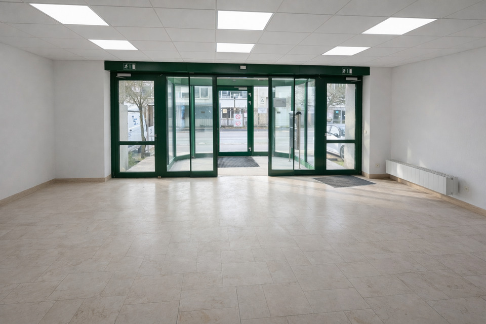 Thumbnail-Gewerbefläche ca. 75 m² mit Glasfront an Hauptstraße – Collenberg