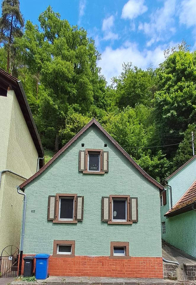 Thumbnail-Frisch saniertes Einfamilienhaus mit Garten in Elmstein