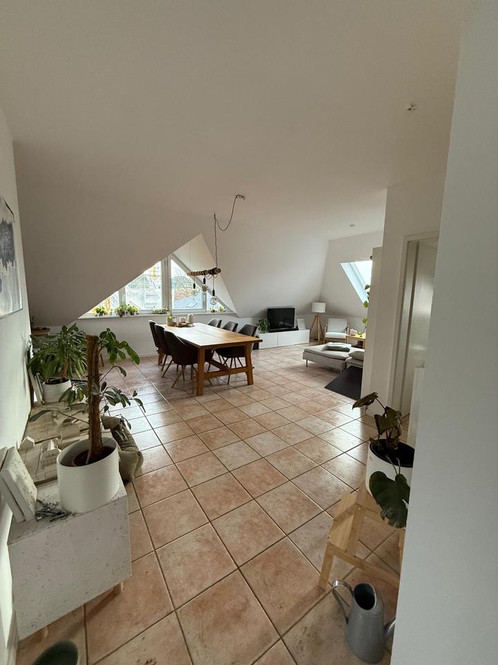 Thumbnail-2-Zimmer Dachgeschosswohnung in der Innenstadt von Gießen