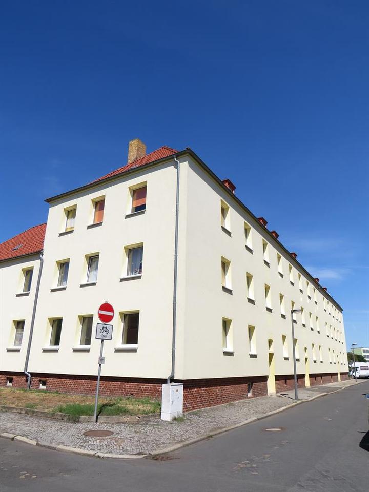 Thumbnail-Erstbezug nach Sanierung - Schöne 3-Raum Wohnung in ruhiger Wohnlage!