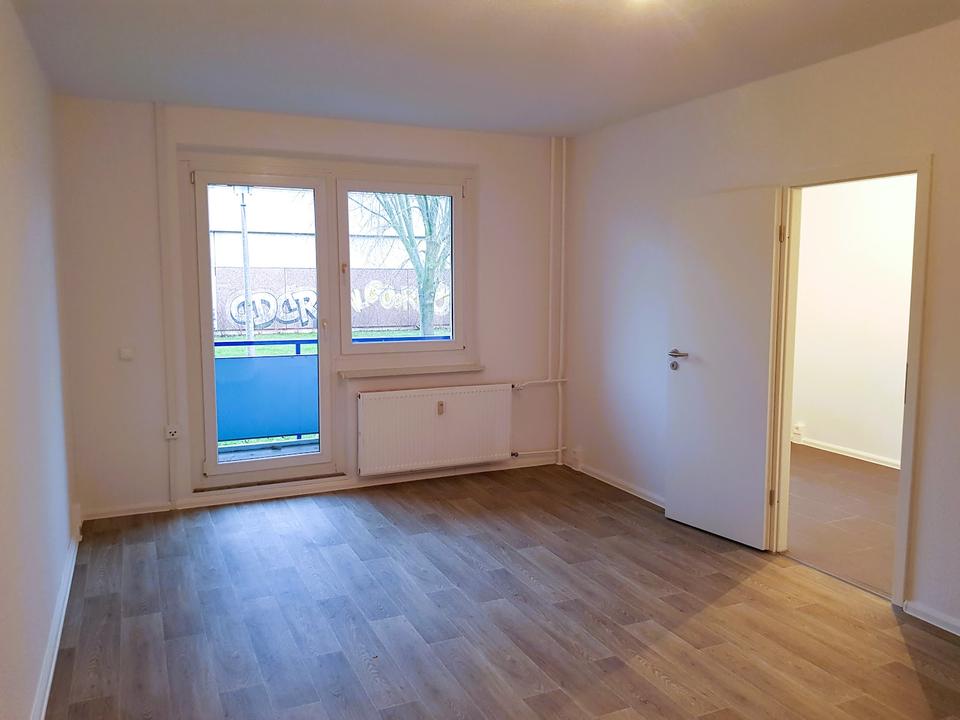 Thumbnail-„Praktisch geschnittene 3-Zimmer-Wohnung im Erdgeschoss mit Balkon“