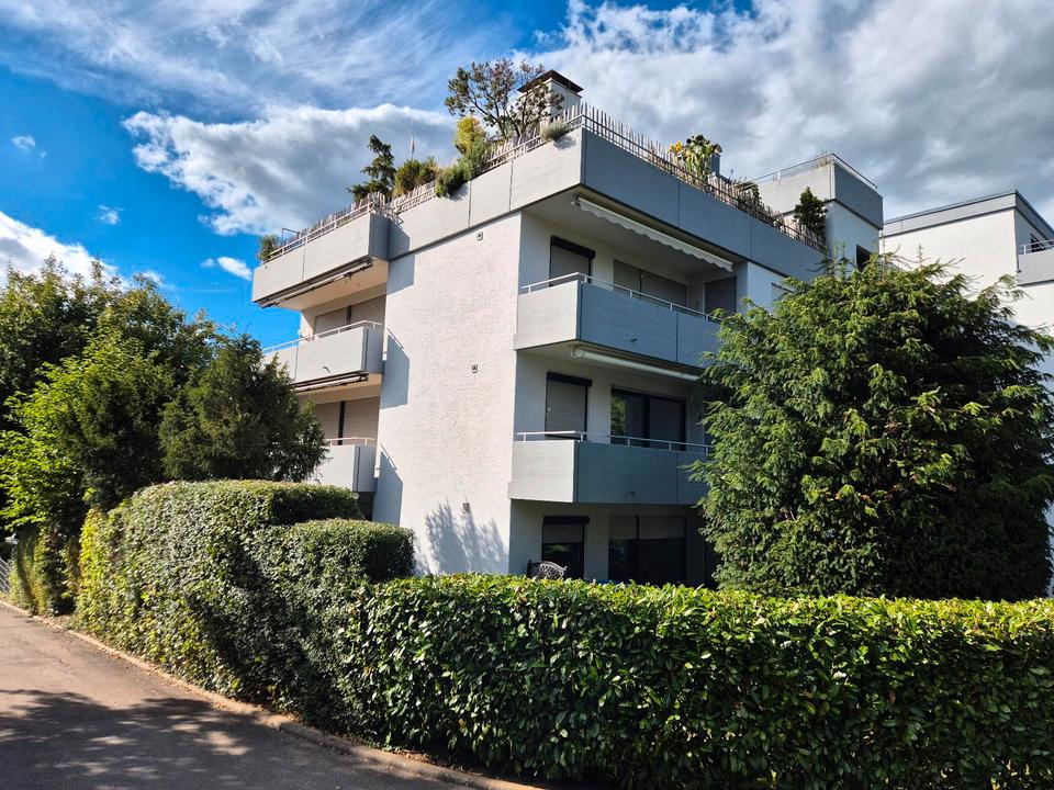 Thumbnail-Helle 3,5-Zimmer Wohnung mit 2 Balkonen & unverbaubarer Aussicht