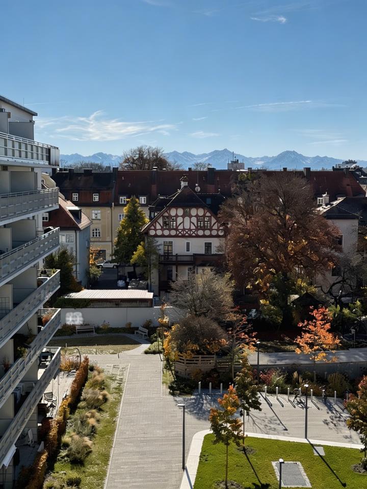 Thumbnail-Rarität mit Alpenblick in München | Neubau | großer Südbalkon