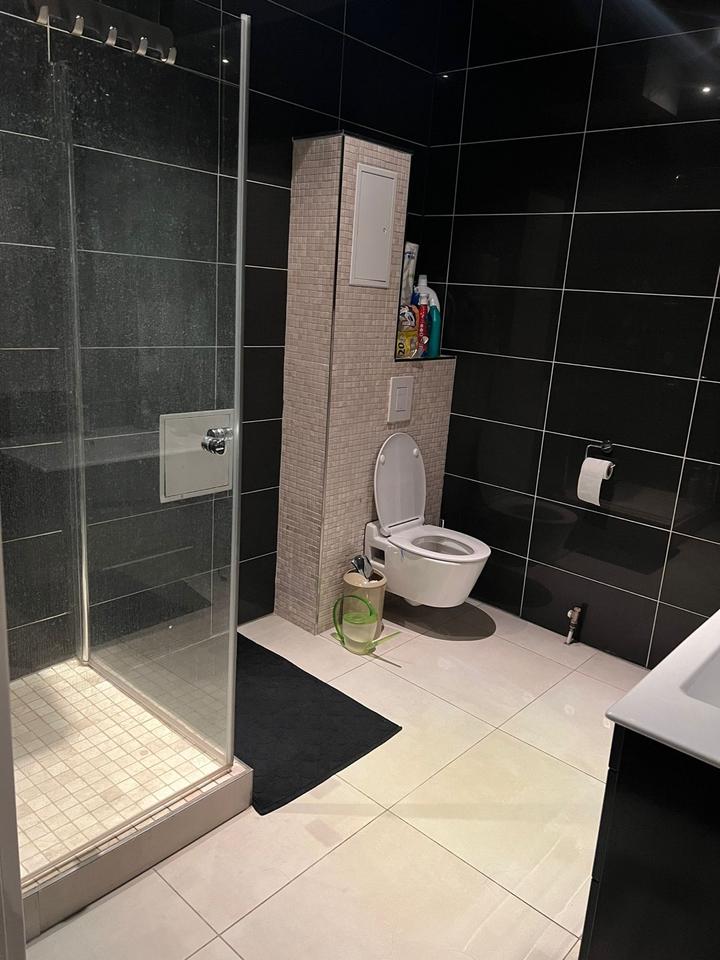 Thumbnail-Habe eine 3 Zimmer zu vermieten inkl. möbeln Küche und Garten